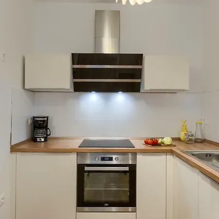 Apartments Dream In Arena 1 Pula Center Free Parking Exterior photo